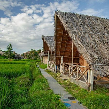 Om Home Hampi Exterior foto